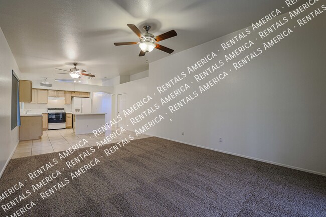 Foto del edificio - 7158 E Juanita Ave