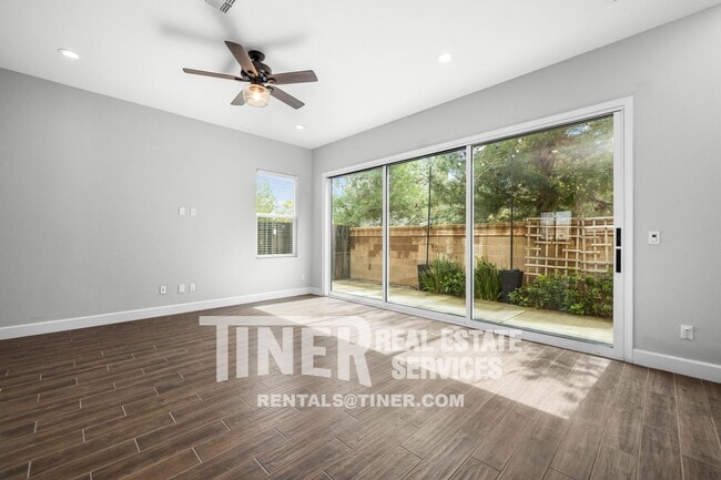 Photo - 4166 Hydo Lk Wy House