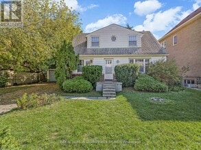 Building Photo - 7 Devondale Ave