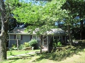 Building Photo - 3 Twilight Rd