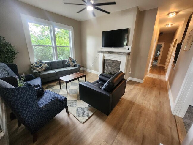 Foto del edificio - 203 Brockman Ave