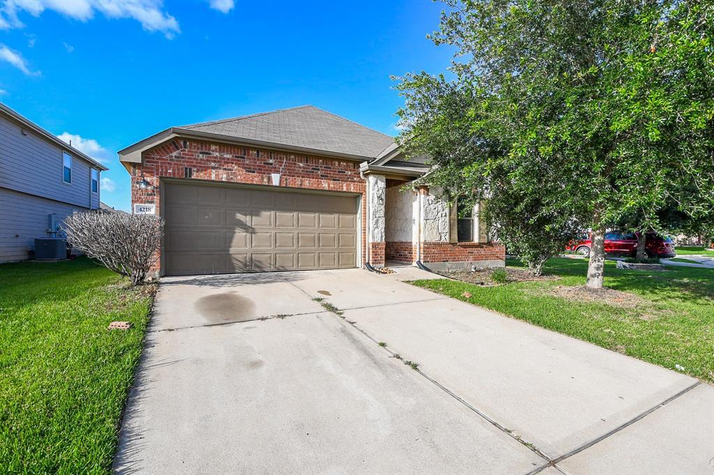 Foto principal - 4218 Kendall Rock Ln