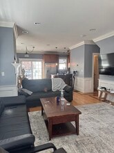 Building Photo - 859 Adams St
