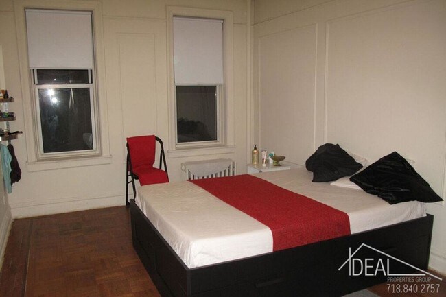 Building Photo - 4606 9th Ave