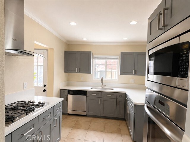 Foto del edificio - 5053 Range View Ave