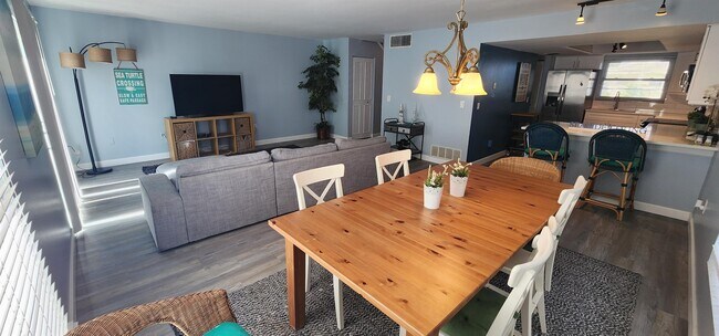 Building Photo - 2700 Bayshore Blvd