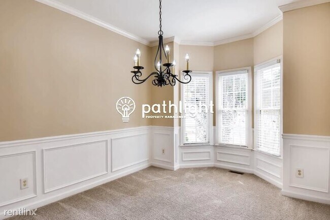 Foto del edificio - 4 br, 2.5 bath House - 2618 Chandler Grove...