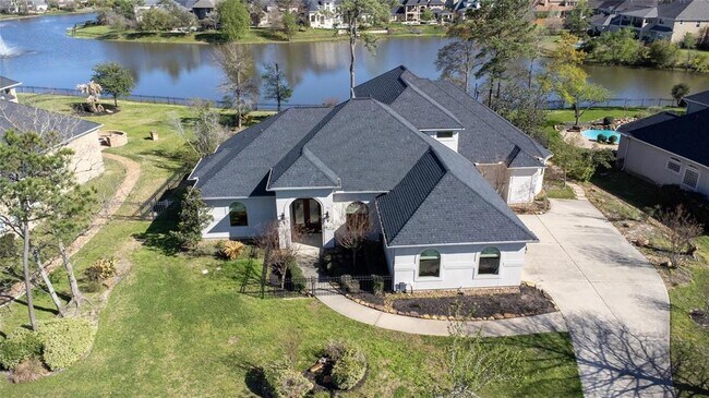 Building Photo - 25702 Golden Bell Dr