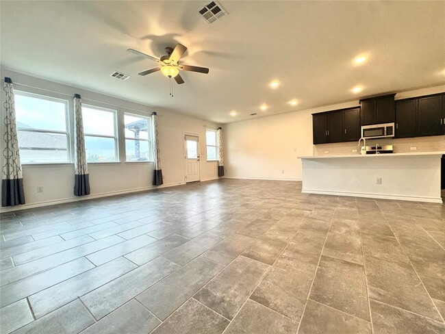 Foto del edificio - 1007 Moose Rd