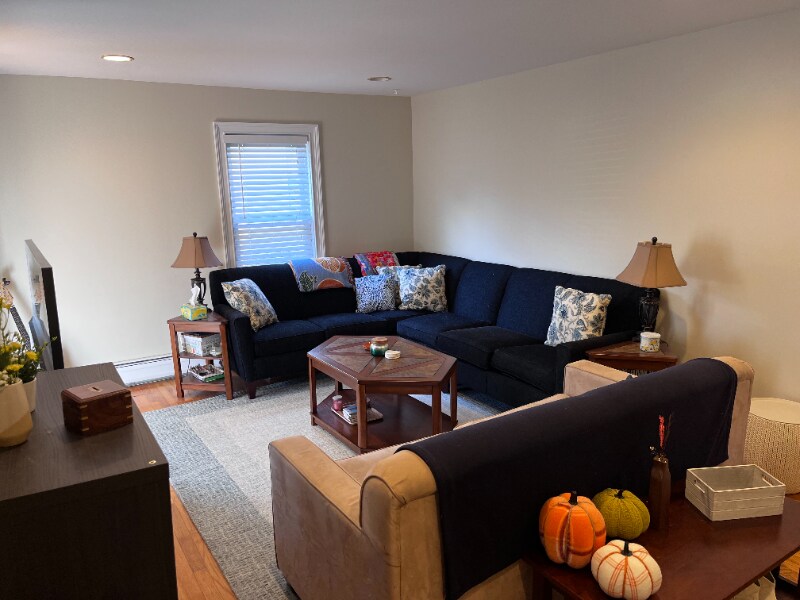 30 Thorpe St, Fairfield, CT 06824 Room for Rent in Fairfield, CT