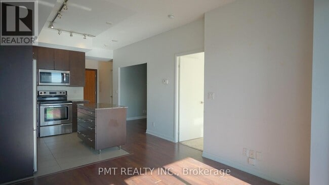 Photo du bâtiment - 500 Sherbourne St