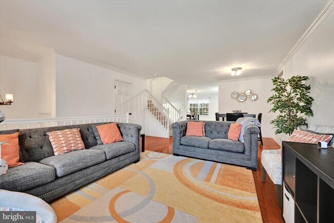 Foto del edificio - 106 Brookside Dr