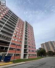 Building Photo - 10 Tapscott Rd Building Photo - 10 Tapscott Rd