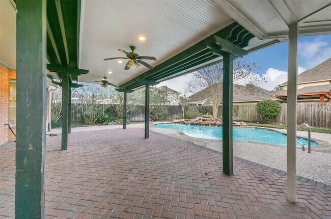 Foto del edificio - 3403 Long Meadow Ct