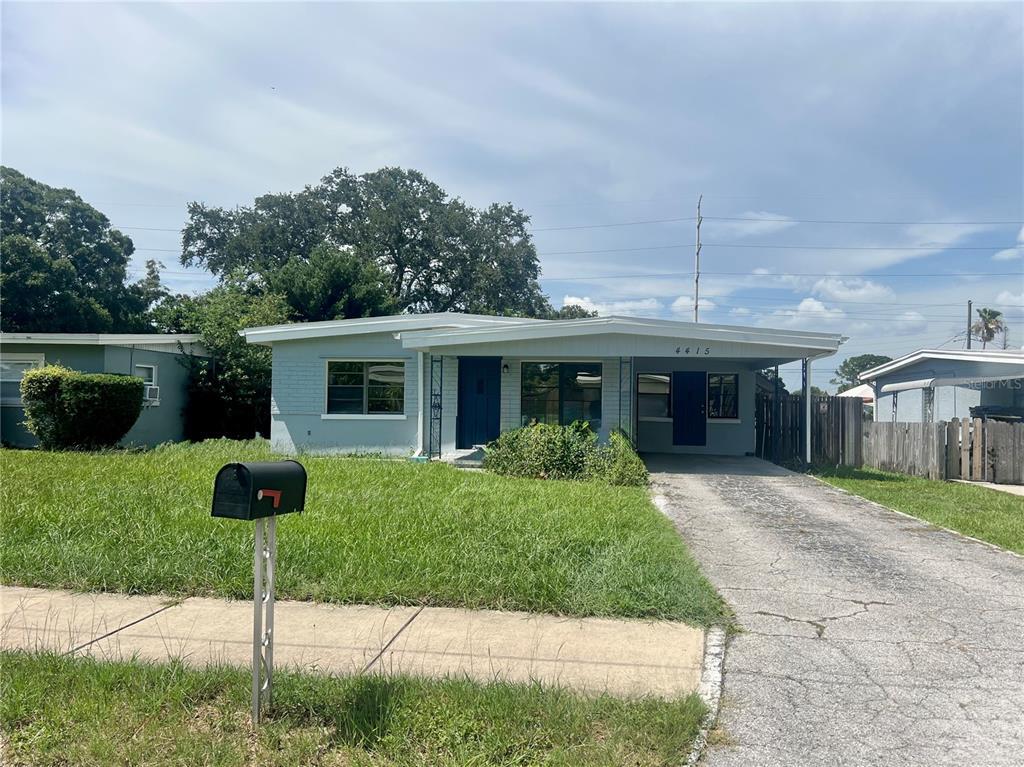 Foto principal - 4415 13th Ave N
