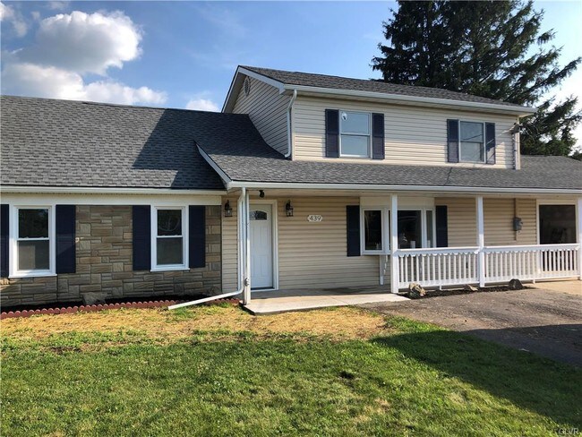 Foto del edificio - 439 Cherry Hill Rd