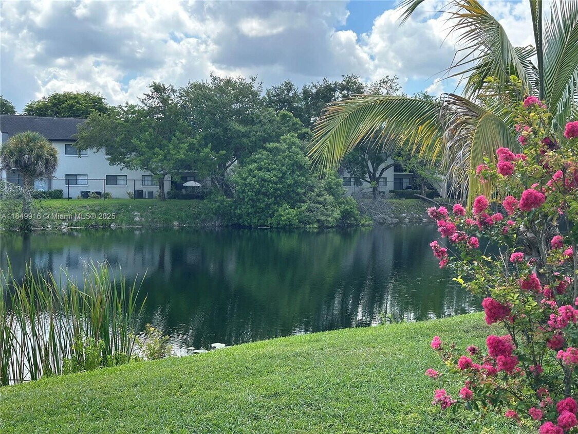 Foto principal - 15635 SW 74th Cir Dr