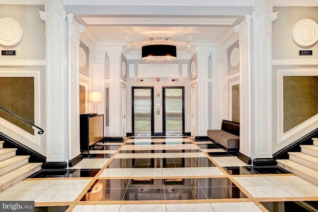 Foto del edificio - Dupont Circle Modern Studio Apartment In H...