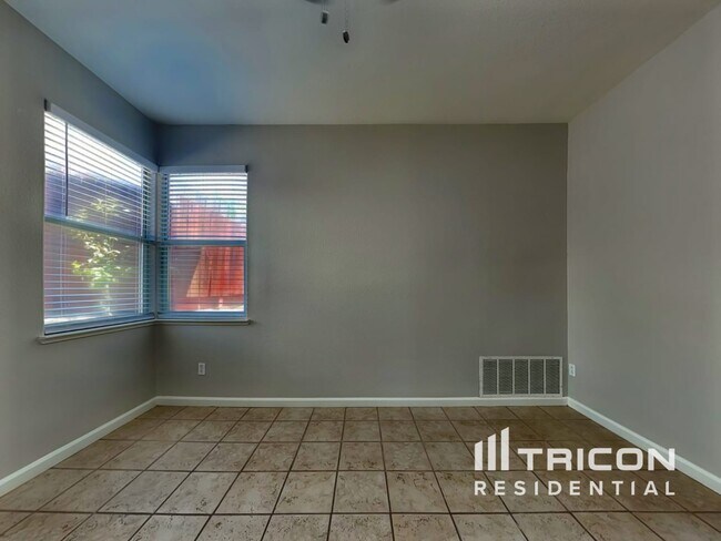 Foto del edificio - 4149 Shandwick Dr