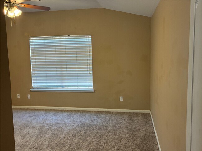 Building Photo - 6214 Channelbrook Ln