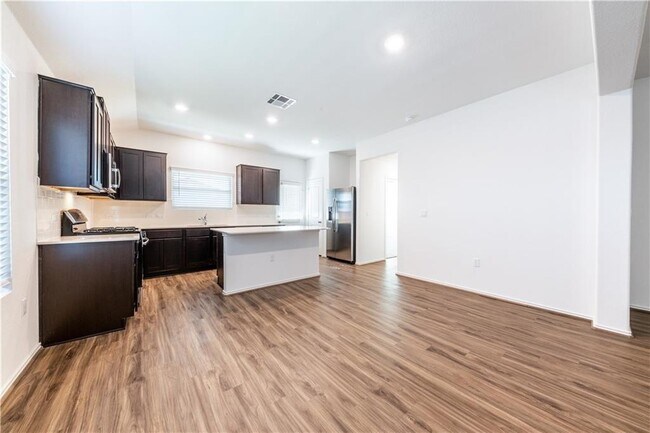 Foto del edificio - 6709 Colorado Bluffs Rd