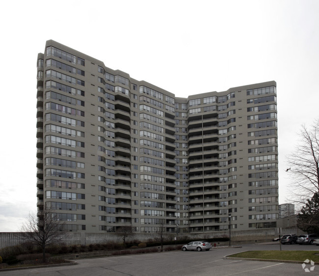 Primary Photo - Optima On The Park
