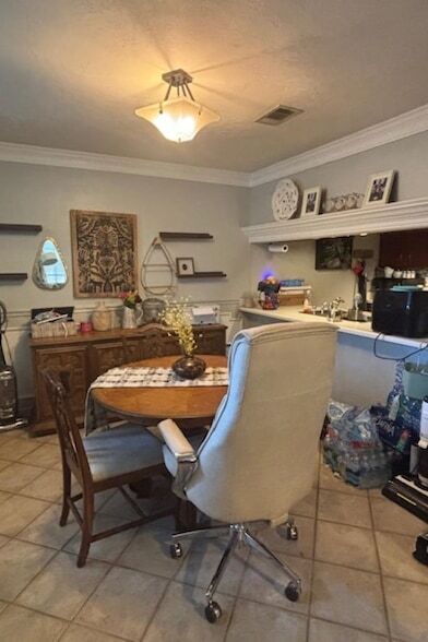 Foto del edificio - 1989 Gina Dr