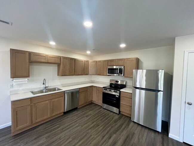 Foto del edificio - 146-146 Weise Pkwy