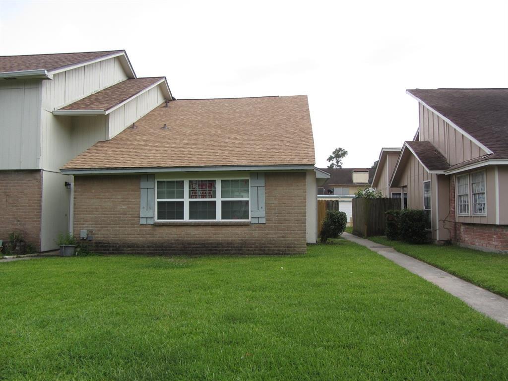 Foto principal - 12255 W Village Dr