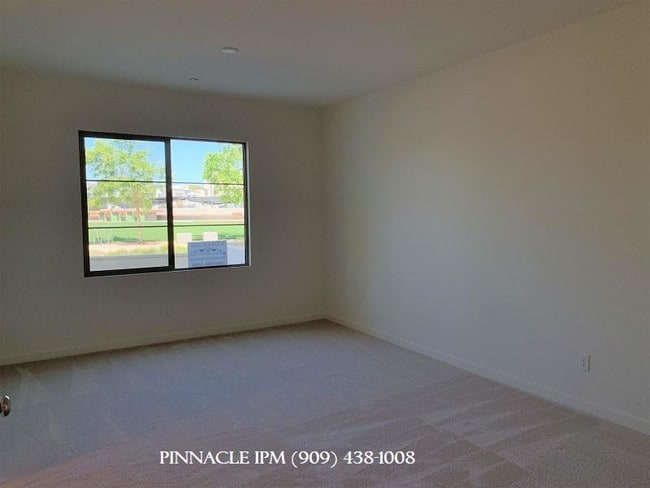 Building Photo - 139 Episode