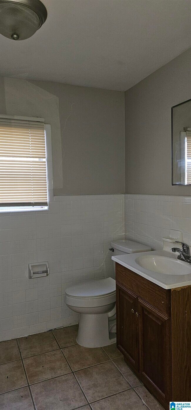 Foto del edificio - 528 Blue Bell Rd