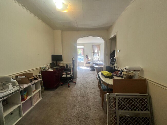 Foto del edificio - 2-bedroom, 1.5-bathroom home located in th...