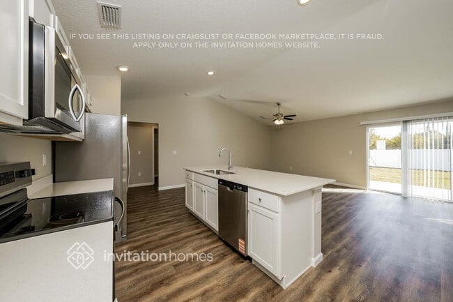 Foto del edificio - 739 SW Goodrich St