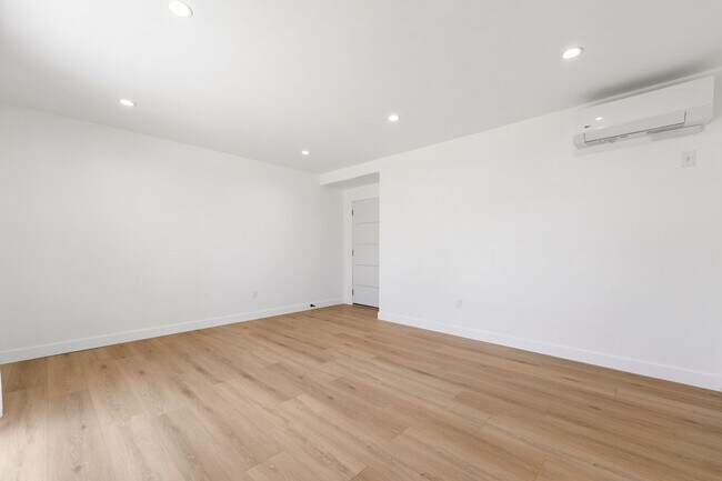 Foto del edificio - 2817 Sycamore Ave