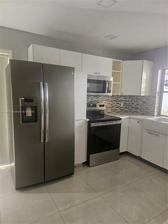 Foto del edificio - 5320 SW 153rd Pl S
