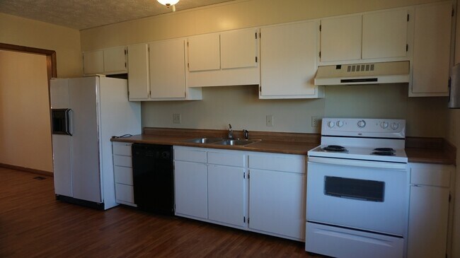 Foto del edificio - 7586 Fox Fern Dr.~ Cliffdale Forest