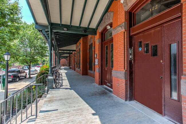 Building Photo - University City Associates