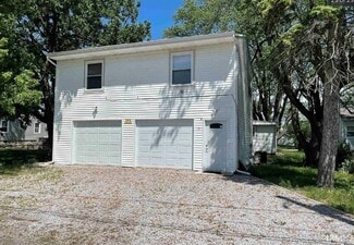 Building Photo - 726 S 31st St