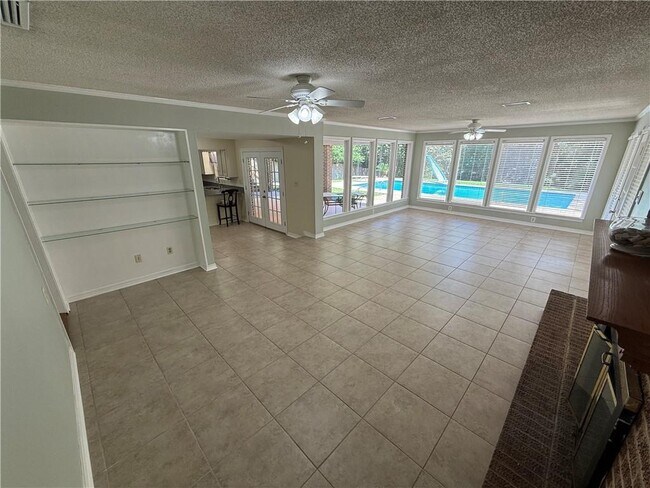 Foto del edificio - 3512 Shadowwood Ct