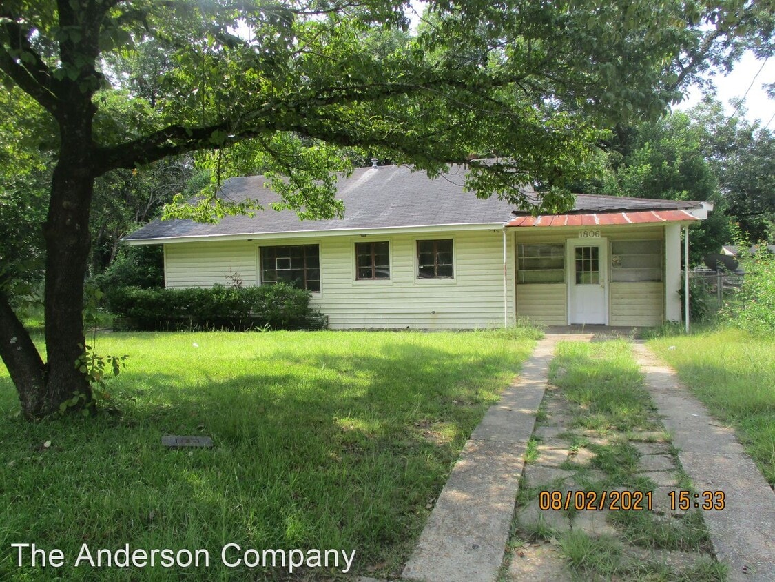 3 br, 1 bath House 1806 Keystone Ave House Rental in Albany, GA