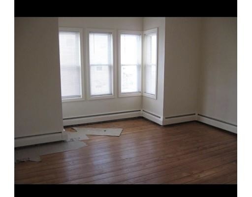 Building Photo - 114 Melville St