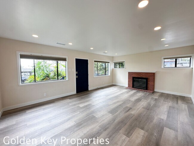Foto del edificio - Beautifully remodeled single-level home in...