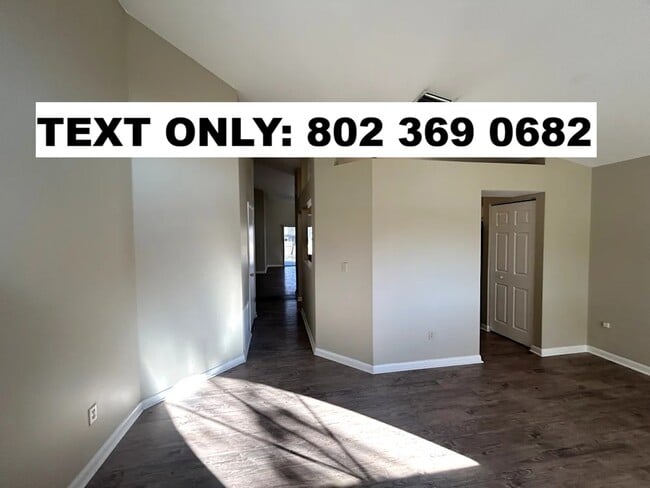 Foto del edificio - 1912 Bridgehampton Pl