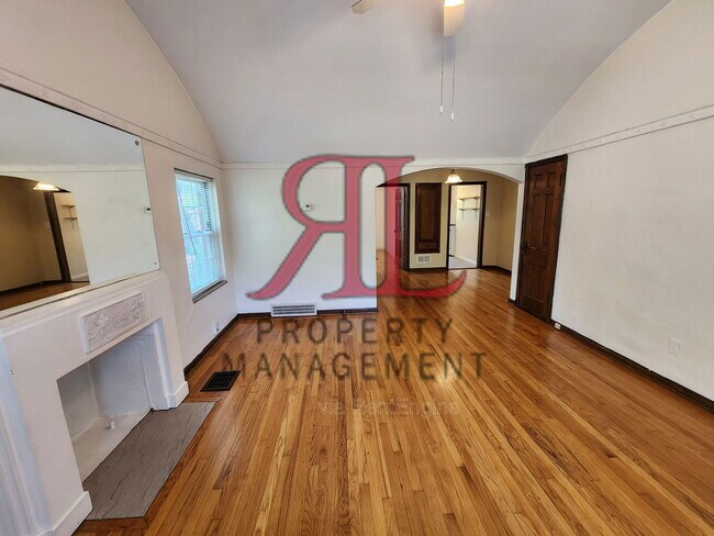 Building Photo - 1088 Northwest Blvd