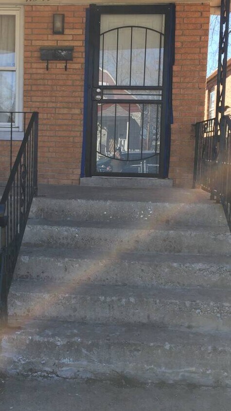 Building Photo - 11540 S Lafayette Ave