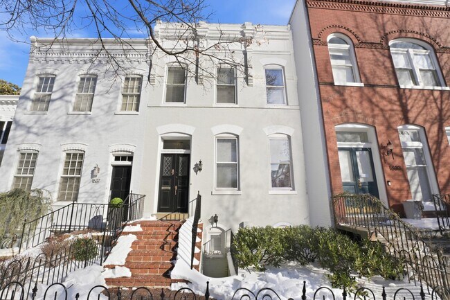 Foto del edificio - 1635 35th St NW