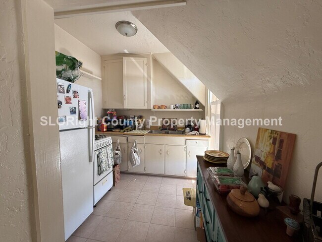 Foto del edificio - AVAILABLE OCTOBER - 1 Bed, 1 Bath Charming...