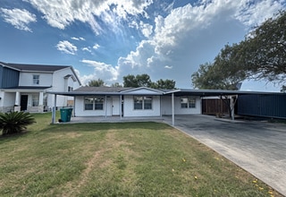 Building Photo - 1103 W Belmont St