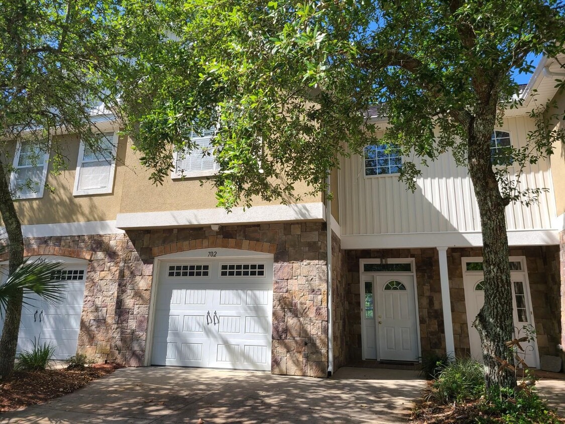 Primary Photo - 1575 Paul Russell Rd