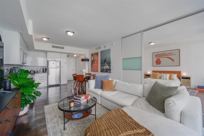 Foto del edificio - 92 SW 3rd St